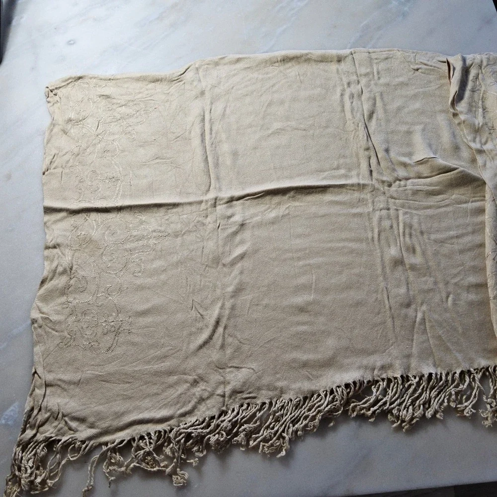 Coldwater Creek Embroidered Fringe Scarf Shawl Wrap Neutral Tan‎